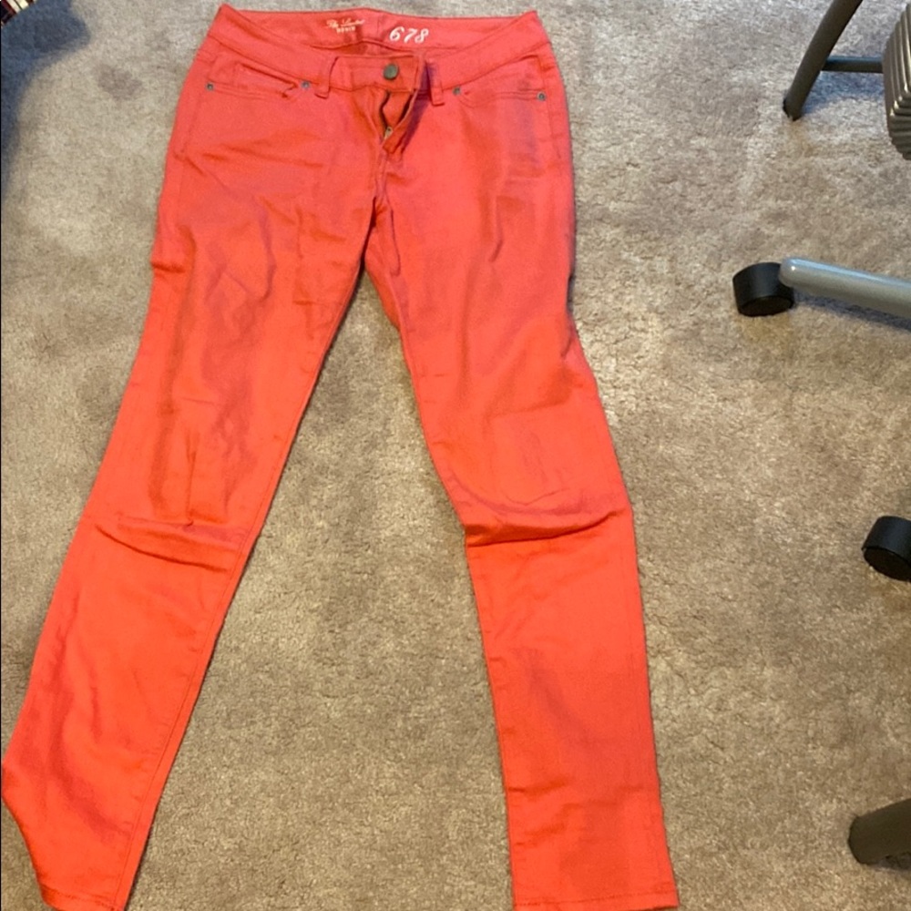 Womens Denim skinny jeans, in coral color